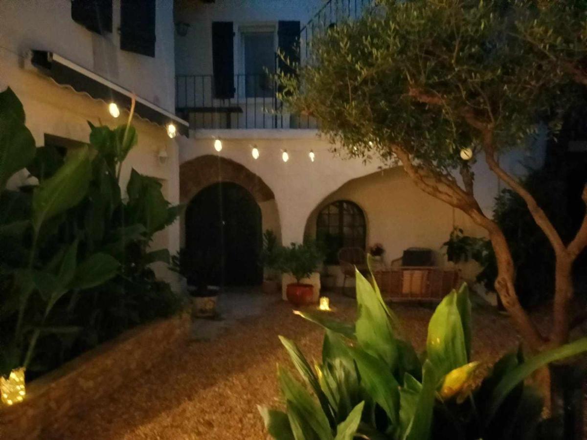 Aigues-Vives La Cachette住宿加早餐旅馆 外观 照片